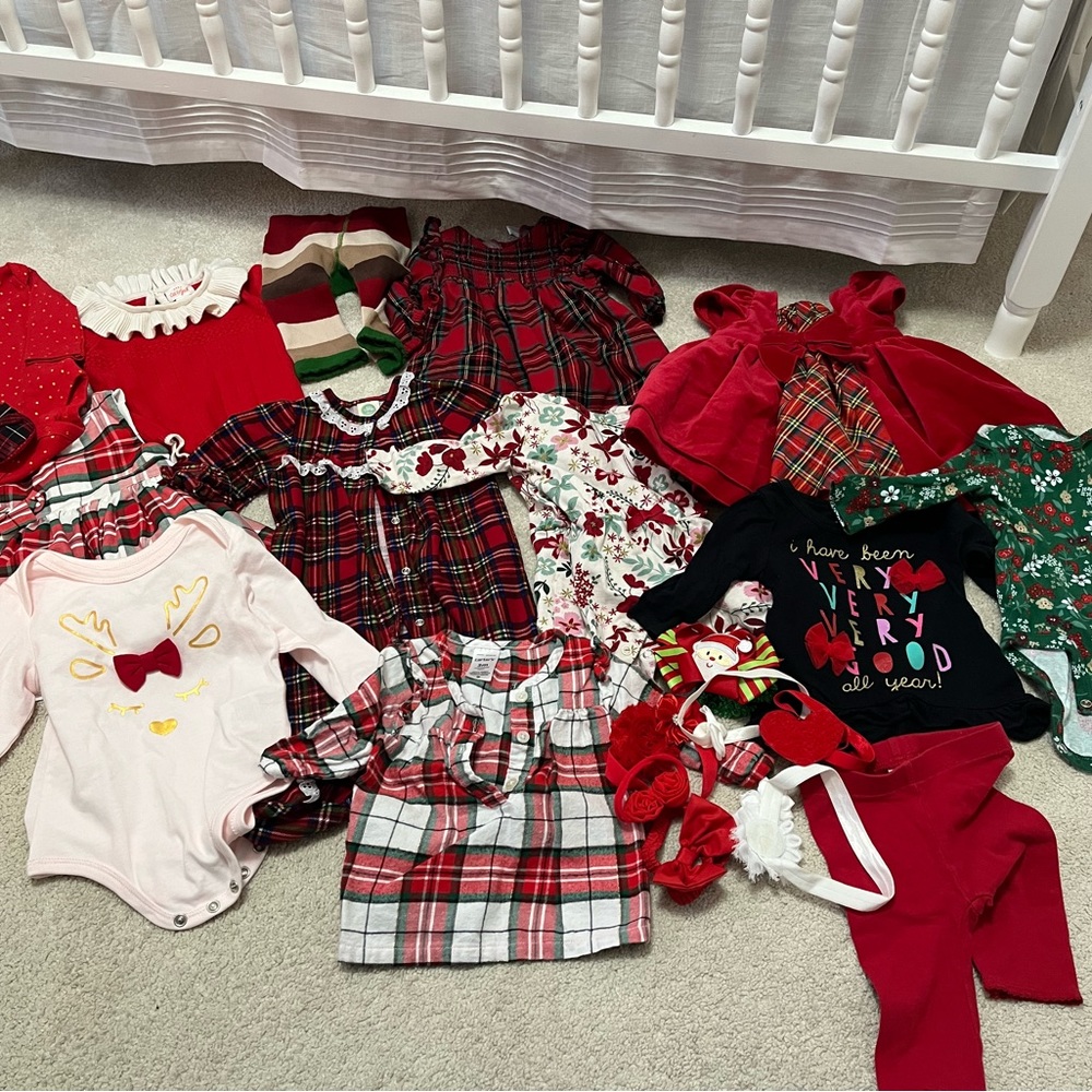 Gigantic 0-3 month baby girl Christmas lot, dresses, rompers, shirts, pants, etc